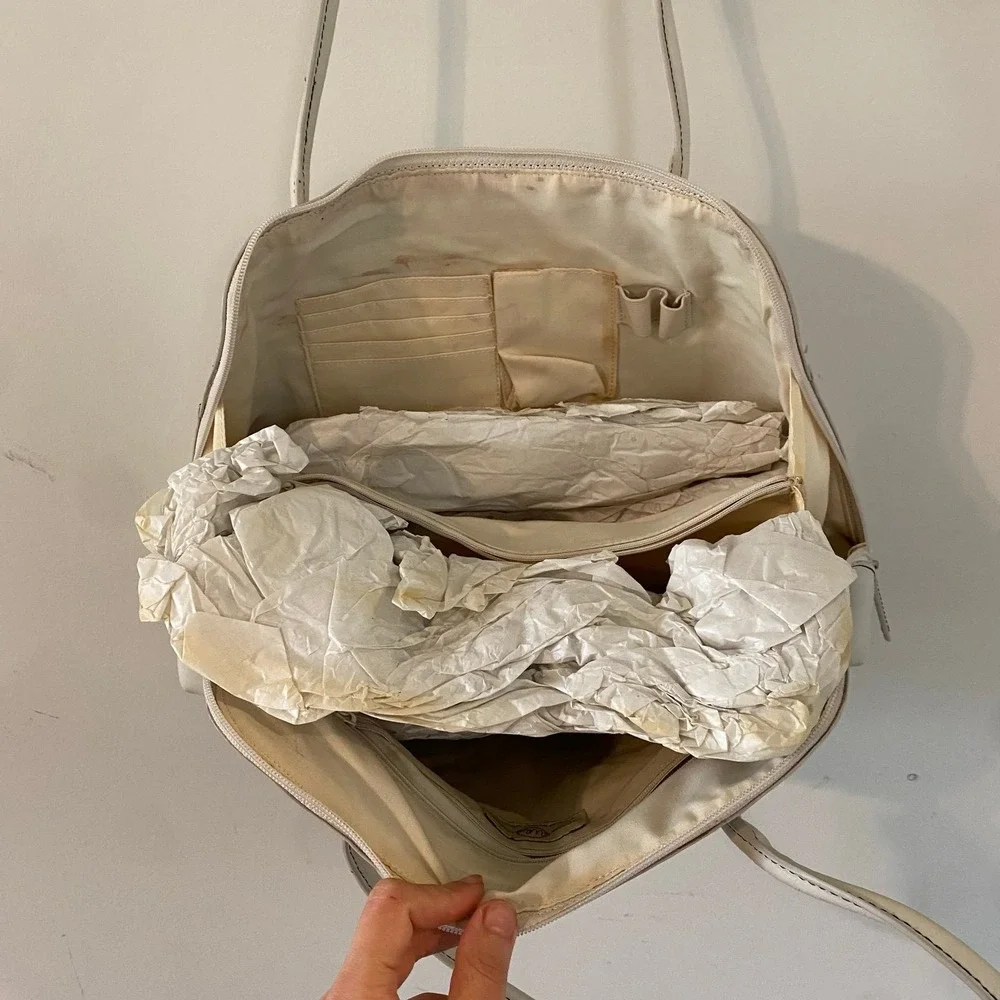 Brand New Wilsons Leather White Bag